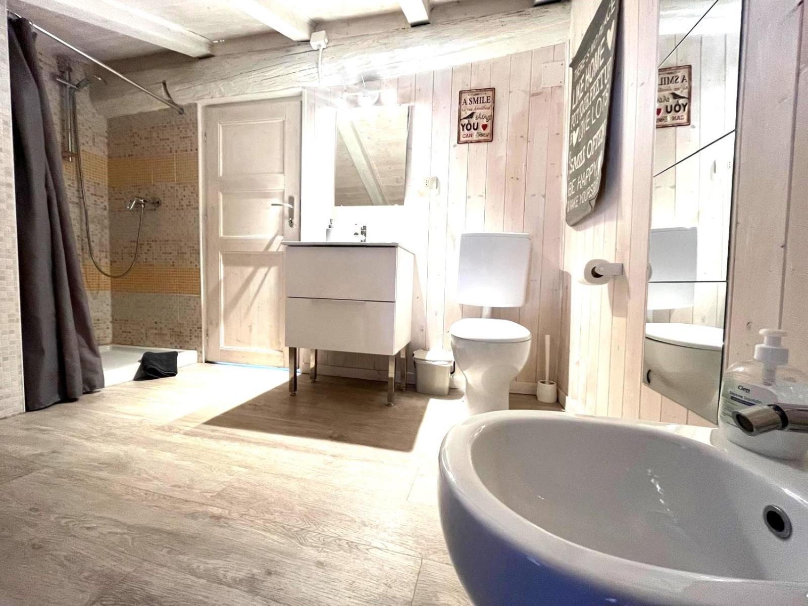 Il Piccolo Loft Nel Cuore Antico Di Aosta - You & Me Case Vacanza Ngoại thất bức ảnh